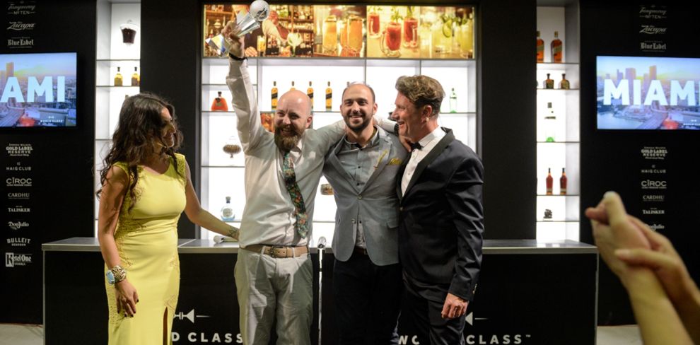 Ο Αλέξης Σιμωνίδης Bartender of the Year