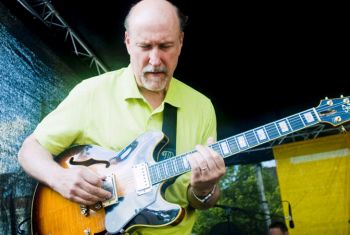 Ο John Scofield στο Gazarte